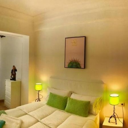 Apartamento Junto A La Playa De Gros Ess02373 Apartment Сан Себастиан Екстериор снимка