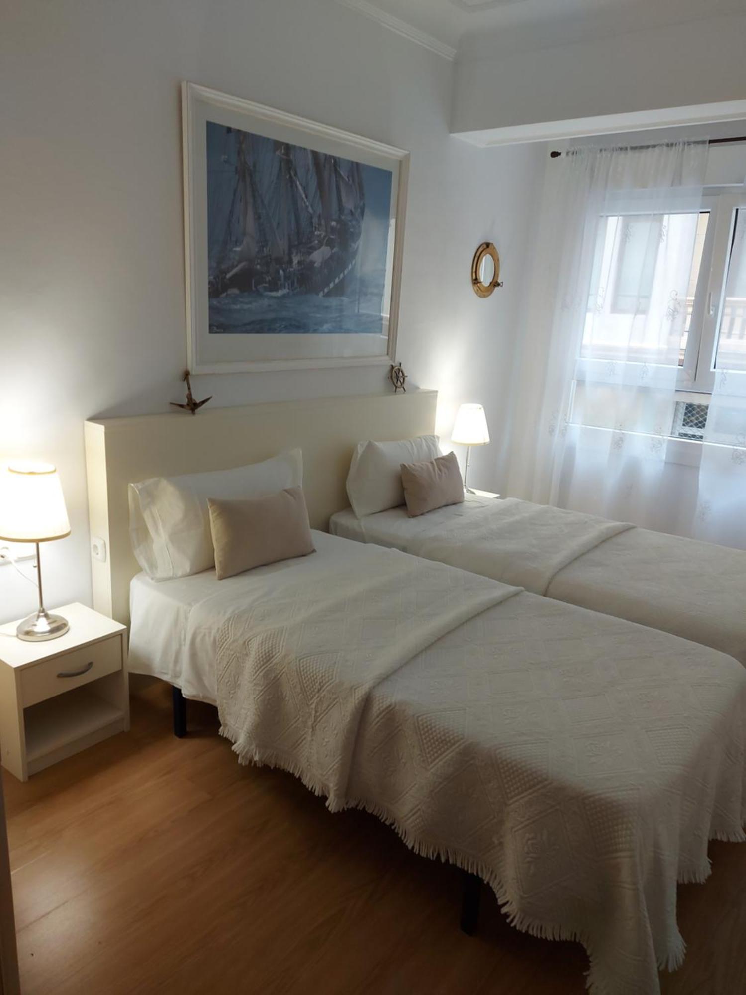 Apartamento Junto A La Playa De Gros Ess02373 Apartment Сан Себастиан Екстериор снимка